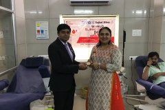 35415383_1893359027370019_467719271359709184_n_1893359024036686