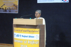 40224794_2014613101911277_2737349478565543936_o_2014613095244611