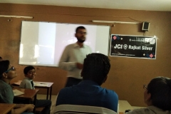 35543014_1896729497032972_4594876723316654080_o_1896729477032974